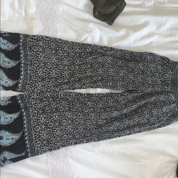 pants - Picture 3 of 4